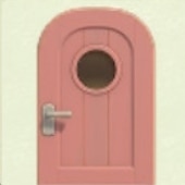 ピンクなまるまどのドア