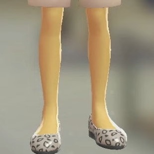 イエロー