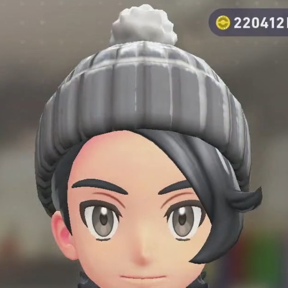 グレー