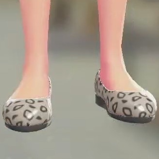 グレー