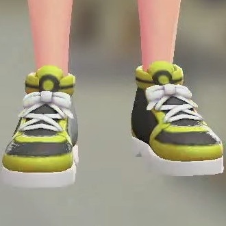 イエロー
