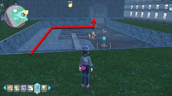 道なりに沿ってベンチがある位置まで進む