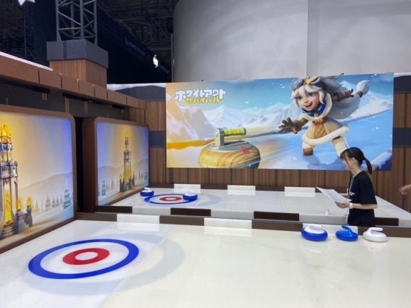 会場限定のミニゲームをプレイ